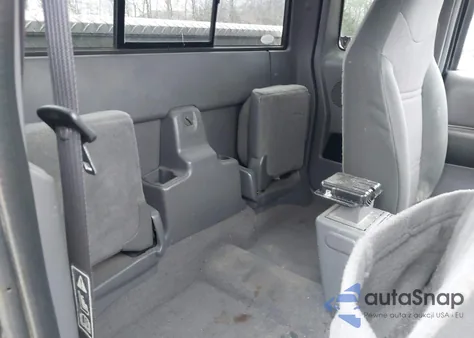 2002 Ford Ranger Edge/Xlt из США, поврежденный, VIN 1FTZR45E02PB40388